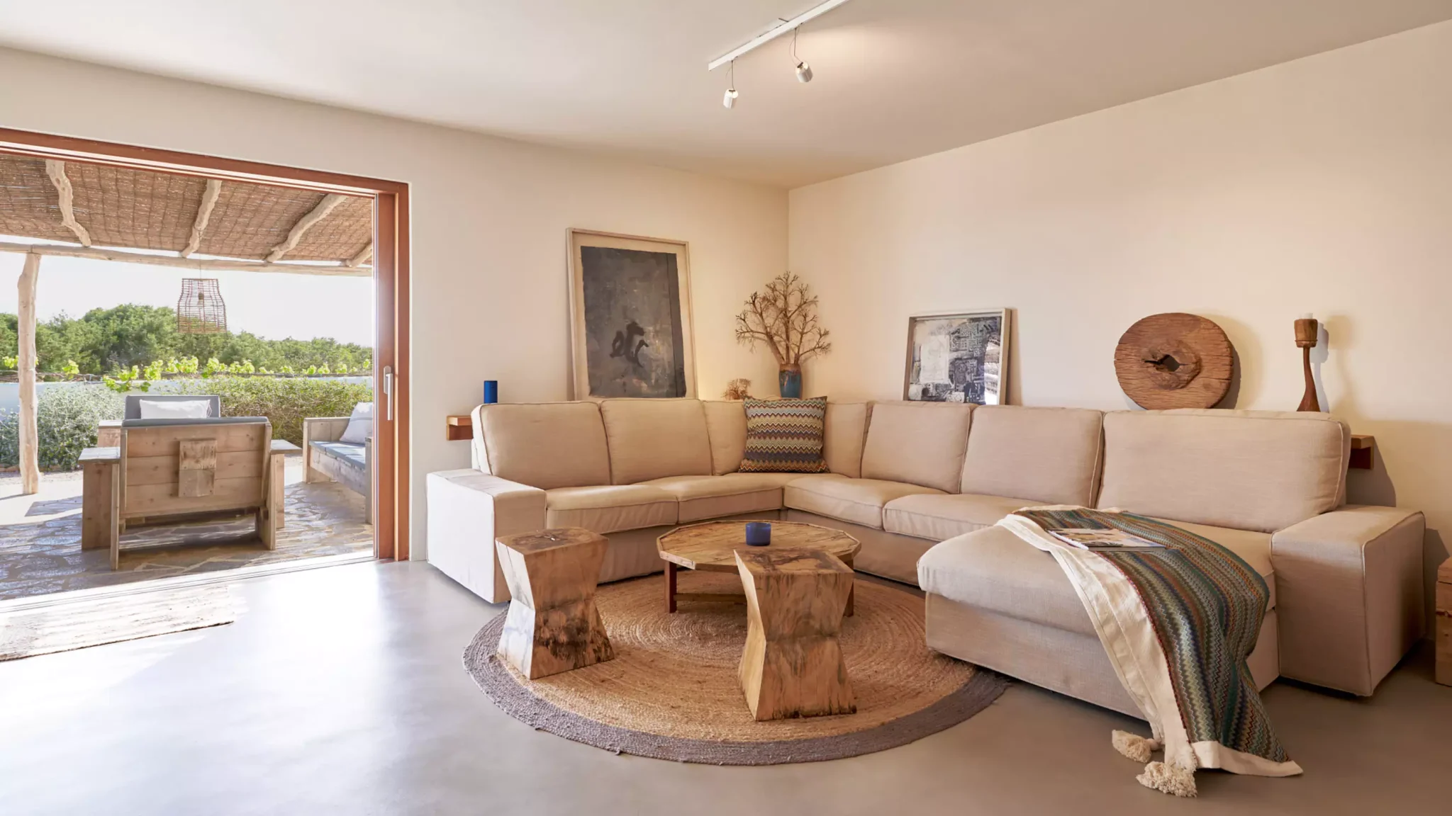 2019-11-08-8f941084427d35ea9cc24d1d6ae00d12