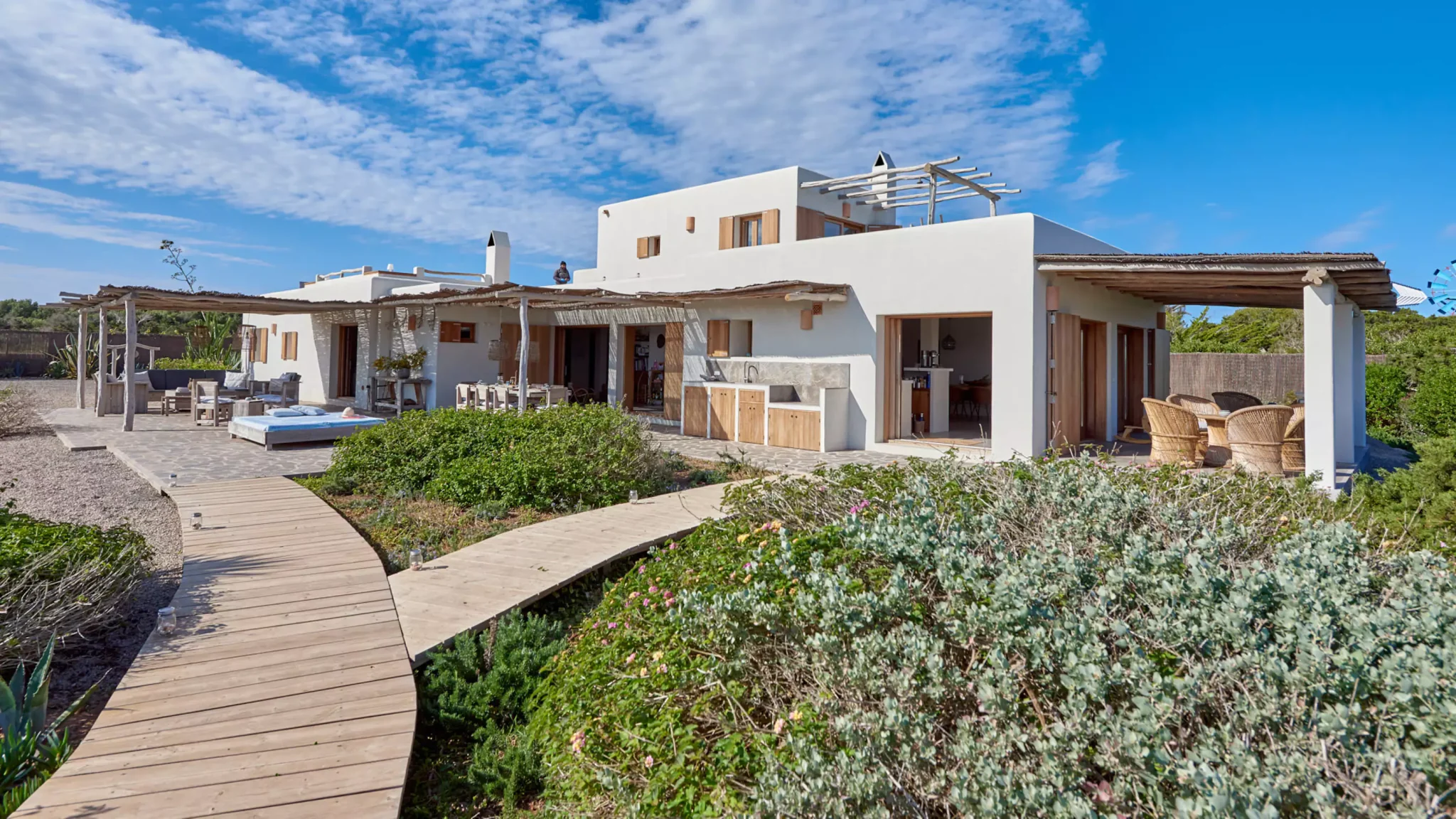 2019-11-08-ea2c374192b4a84dc4cf5da3da2ab03a